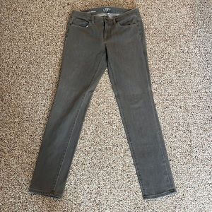 Loft - modern skinny jean in gray. Size 6.